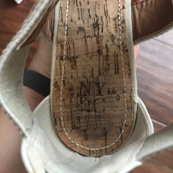 NY & C Wedges - Picture 6 of 6
